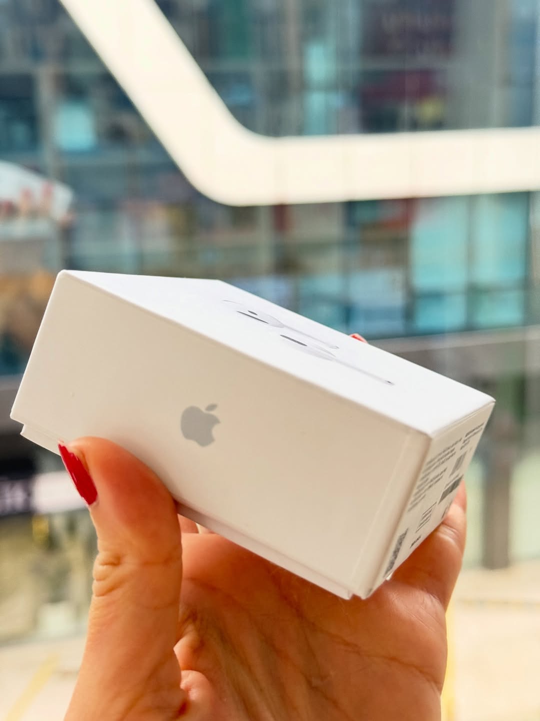 AirPods Pro (4th Gen)